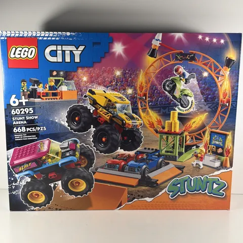 LEGO City Stunt Show Arena 60295 Stuntz Complete Set Box Plastic Vehicles Age 6+
