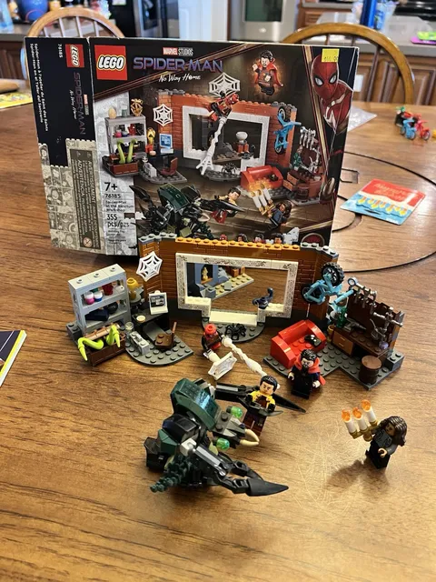 LEGO Marvel Super Heroes: Spider-Man at the Sanctum Workshop (76185)