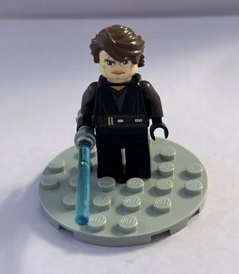 LEGO Star Wars Anakin Skywalker Minifigure w/ Blue Lightsaber