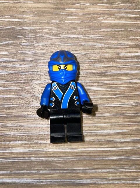 LEGO Ninjago Jay The Final Battle blue robe minifigure 70501 Wrong Legs / Head!!