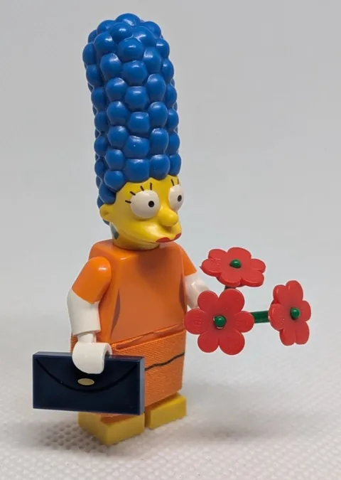 LEGO 71009 The Simpsons Minifigure Series 2 - Marge Simpson