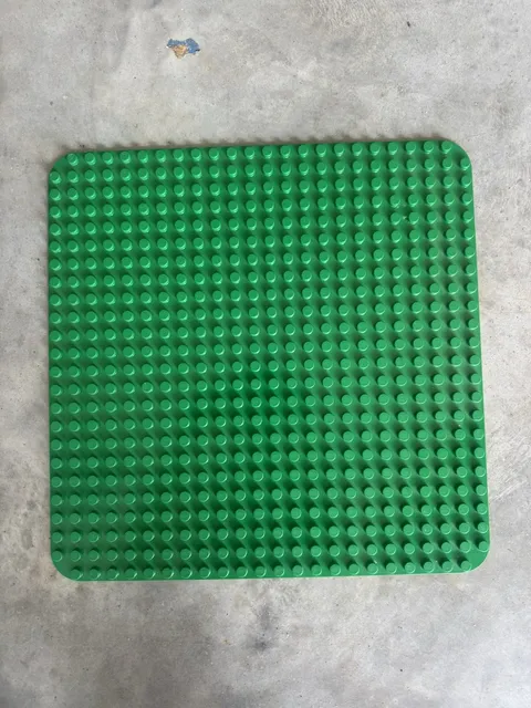 Duplo Green Base Plate  Thin Baseplate Plate 22x22 Pegs Large Mat Base 15"x15"