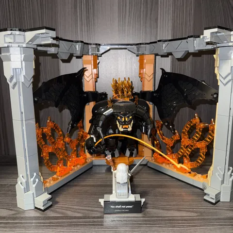 Lego Lord Of The Rings: Balrog Book Nook 10367 Great Condition