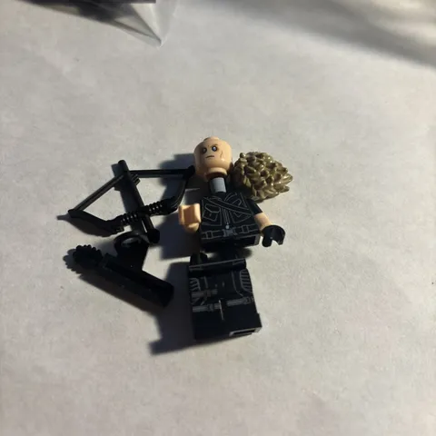 LEGO 76354 Marvel S.H.I.E.L.D. Helicarrier Hawkeye Minifigure
