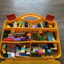 LEGO Storage Box Carrying Case Yellow Removable Dividers With 150 Lego Pieces 