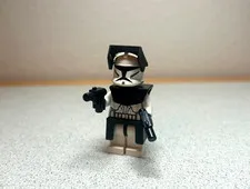 SW217 Lego SW Clone Commander Minifigure with Armor Lock & Weapons from 8014