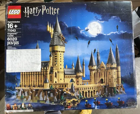 LEGO Harry Potter: Hogwarts Castle (71043)
