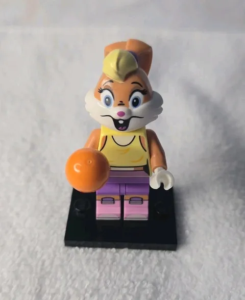 LEGO Collectible Minifigures Looney Tunes Series Lola Bunny Complete 