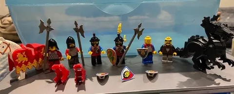 LEGO Vintage Knights  Lot Minifigures Accessories, Horses, Dragons