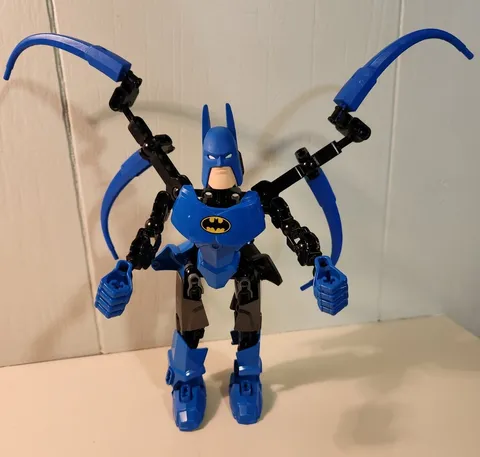 Retired Rare LEGO DC Comics Super Heroes: Batman Assembled