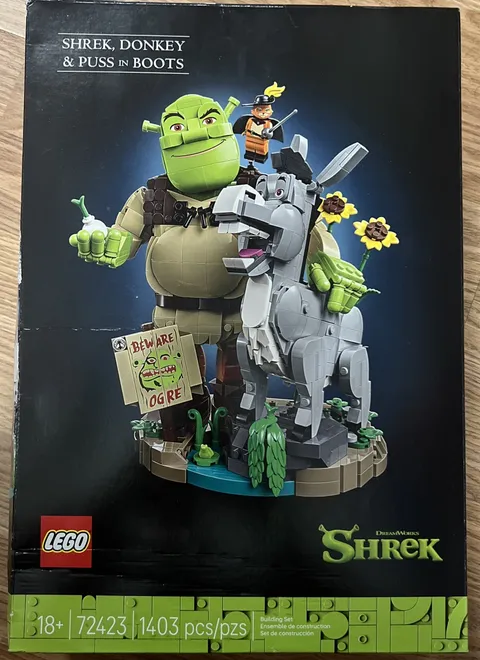 LEGO Shrek Donkey & Puss in Boots Building Set, 1,403 Pieces, Posable Figures,
