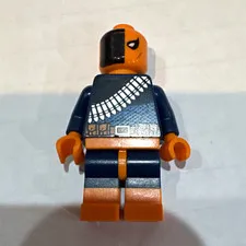 LEGO Deathstroke Mini figure. Brand new no cracks minty