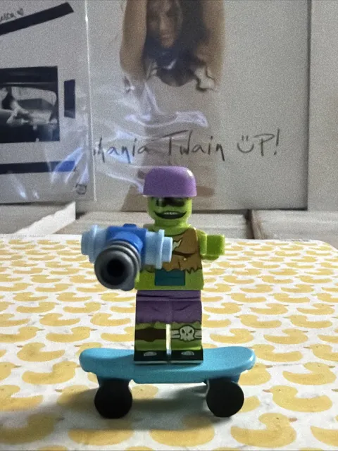 MONDO GECKO SKATEBOARD LEGO MINI FIG teenage mutant ninja turtles paul rudd