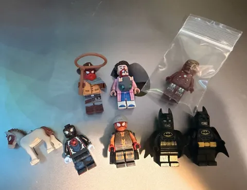 LEGO Super Heroes 7 Minifigure Lot Batman & Spider-Man, Iron Man
