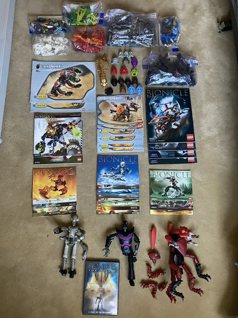 LEGO Bionicle Lot With 31 Manuals, Incomplete Sets,  and Lego Galidor figures