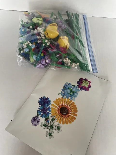 Lego Wildflower Bouquet With Manual No Box