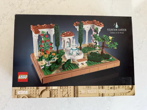Lego Icons Fountain Garden Gardens of the World 10359 New Sealed Box