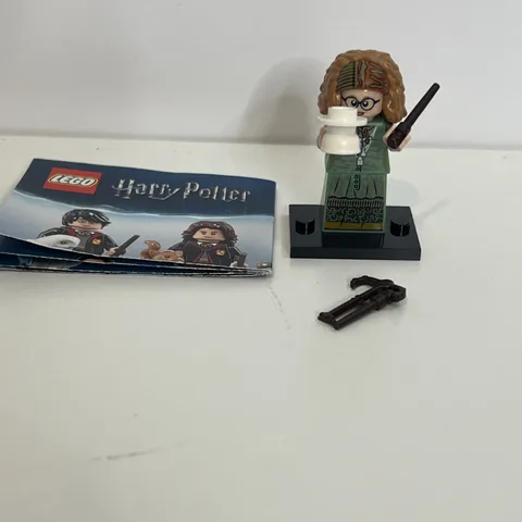 Lego Harry Potter - Professor Sybil Trelawney Series 1 Minifigure - Teacup, Wand