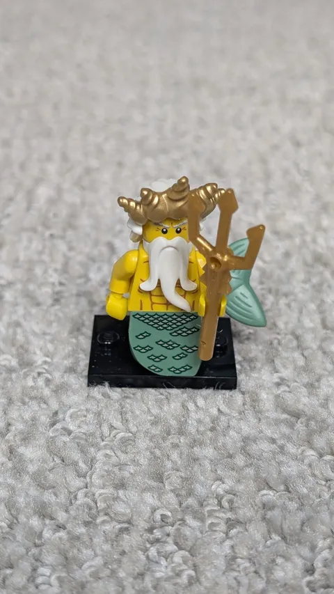 Lego Ocean King Collectible Minifigure Series 7 8831 