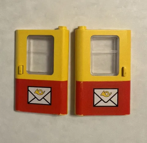 LEGO Vintage Yellow/Red Train Window DOORS Right & Left 7722
