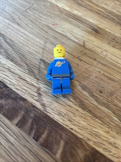 LEGO Classic Blue Spaceman 1980s