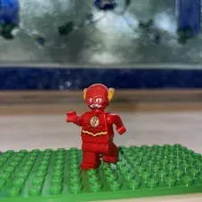 LEGO Flash Minifigure DC 76098