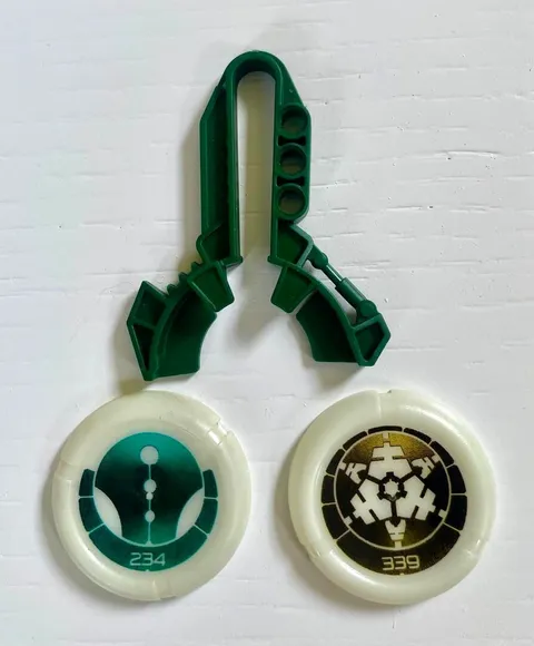 Bionicle 8613 Supplemental Kanoka Disks with 234 & Rare 339 and Green Launcher