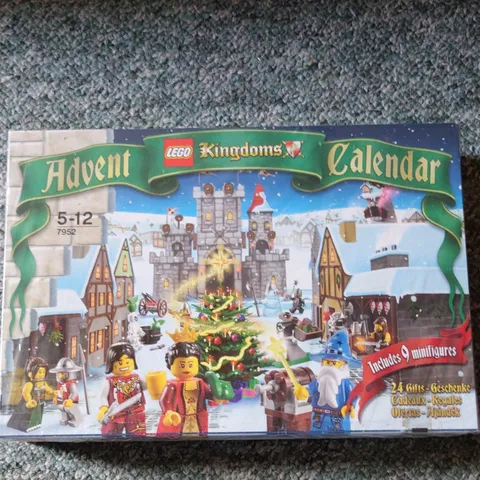 LEGO Castle: Kingdoms Advent Calendar (7952)