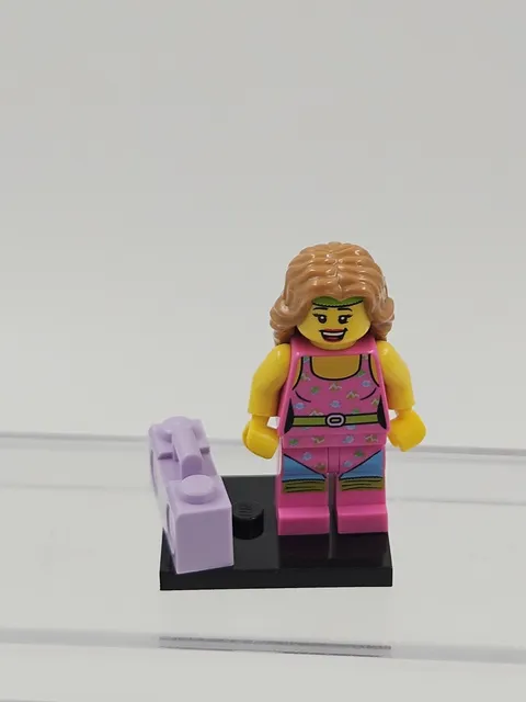 Lego FITNESS INSTRUCTOR Collectible Minifigure Series 5 8805 col05-10 col074