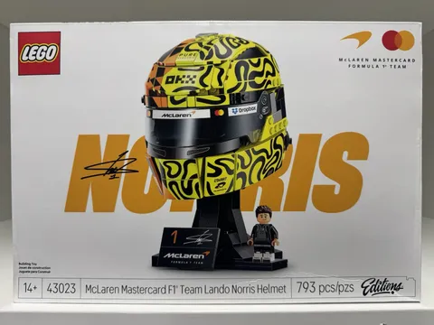 LEGO Icons McLaren Mastercard F1 Lando Norris Helmet 43023 793 pcs Stand Box 14+