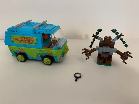 LEGO Scooby-Doo: The Mystery Machine (75902)