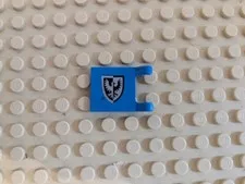 LEGO 6074: 2335p43 Blue Flag 2 x 2 Square Black Falcon Shield (Broken clips)