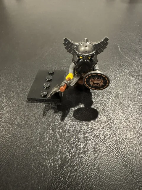 LEGO Evil Dwarf Minifigure Series 5 Col076 CMF Complete With Shield & Axe