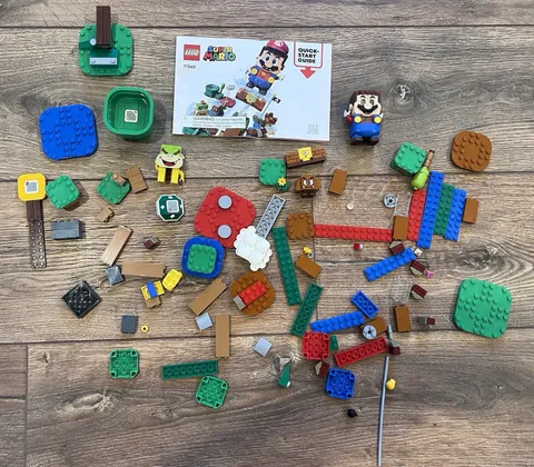 LEGO Super Mario 71360 Adventures with Mario Starter Course