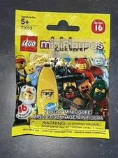 LEGO SERIES 16 (71013) KICKBOXER COLLECTIBLE MINIFIGURE - NEW SEALED