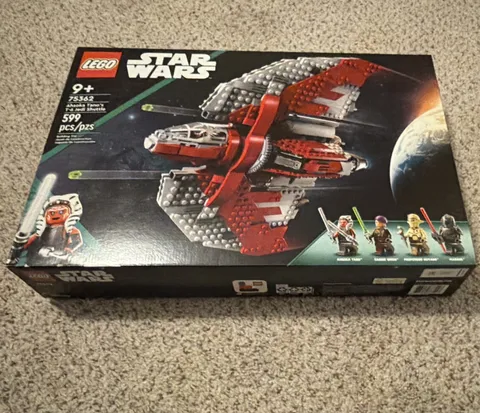 LEGO Star Wars 75362 Ahsoka Tano's T-6 Jedi Shuttle 599 pcs 9+ Box