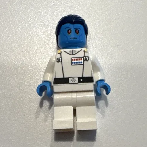 LEGO Star Wars Grand Admiral Thrawn Minifigure sw0811 Genuine LEGO Rebels