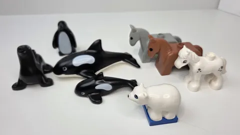 LEGO Duplo Lot of Zoo Animals 8 Figures Horse Whales Polar Bear Penguin Seal