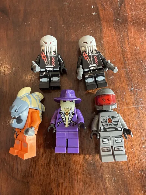 LEGO Space Police Minifigure Lot of 5 - Brick Daddy, Skull Twins, Jawson