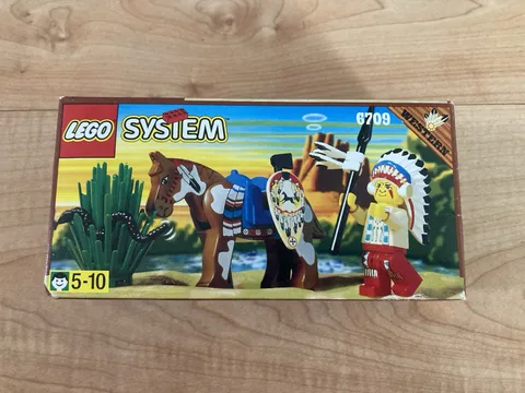 Lego vintage western 6709 Tribal Chief new/sealed