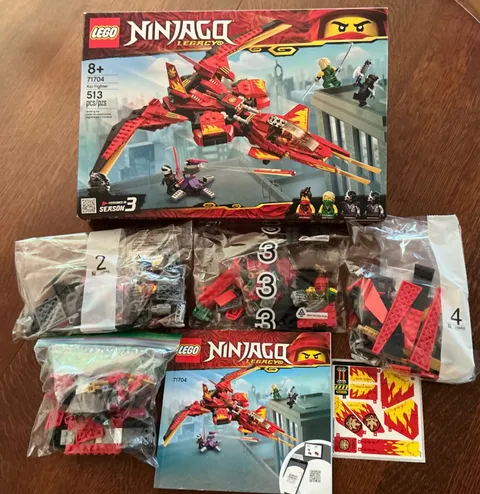 Lego Ninjago Kai Fighter 71704 PRISTINE in Box w/manual COMPLETE never assembled