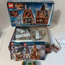 LEGO Harry Potter: Hogsmeade Village Visit (76388) INCOMPLETE