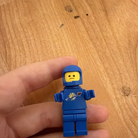 LEGO Classic Space Blue Spaceman Minifigure w/ Air Tanks Vintage 1979 spc005