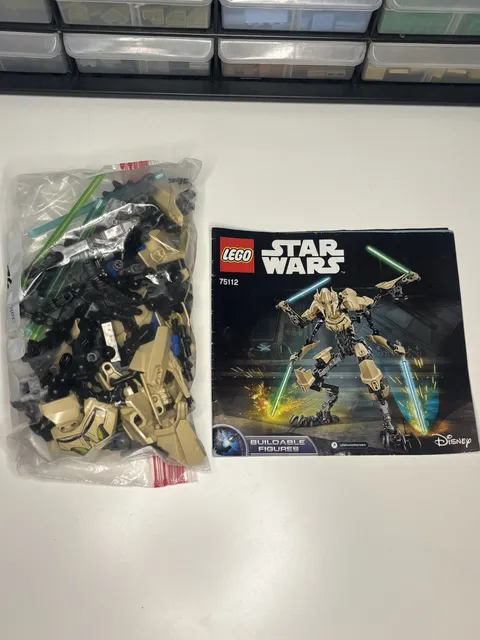LEGO Star Wars 75112 General Grievous Buildable Figure 100% With Books