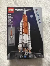 LEGO Technic NASA Artemis Space Launch System Rocket 42221 NEW SEALED IN HAND