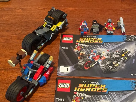 LEGO DC Comics Gotham City Cycle Chase (76053) 100% complete, no box