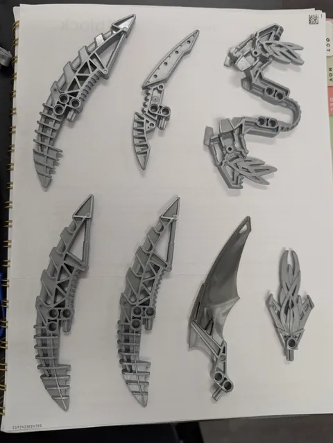Lego 38 Random Bionicle Weapons And Pieces Parts Bulk Genuine