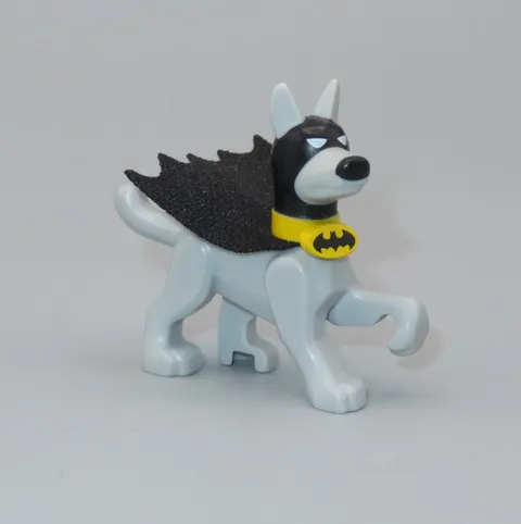 LEGO Batman Dog Ace Bat Hound with cape minifigure 76110