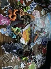 Lot of LEGO Dinosaur Star Wars Dragon Legos Etc Figures Parts Pieces and More