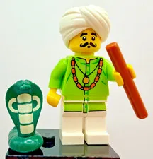 LEGO (71008) CMF Series 13 Snake Charmer Minifigure col13-4 Complete New